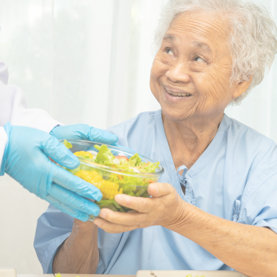 Pola Makan Seimbang Pasca Stroke: Panduan Gizi Harian untuk Mendukung Pemulihan Otak